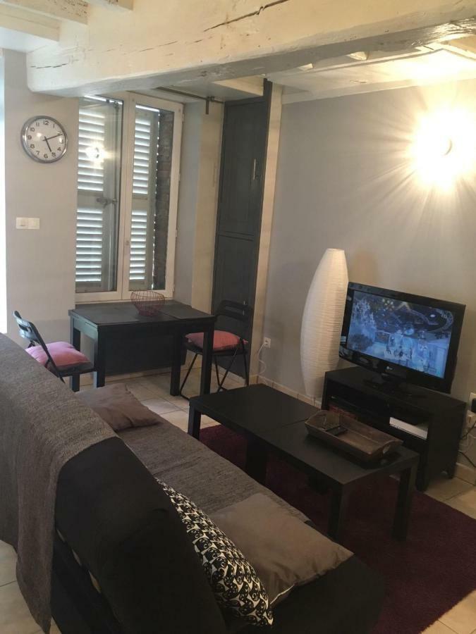 Gite "La Mesangerie" Villa Château-Renard Buitenkant foto